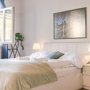 Budget Kamer met een King Size Bed